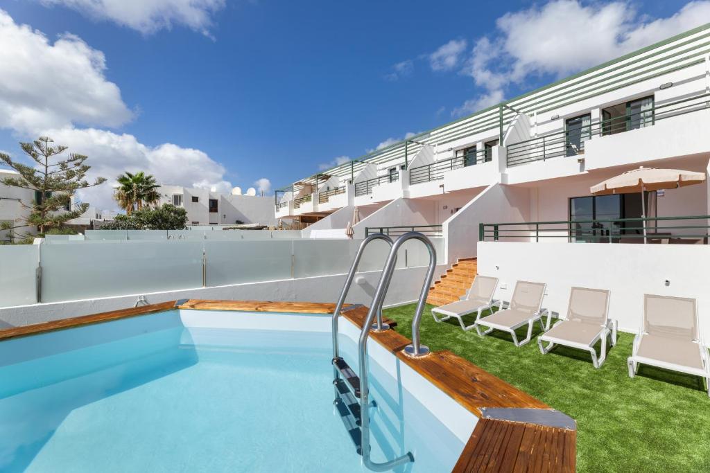 Arpon Santa Rosa 3 by Escape Home