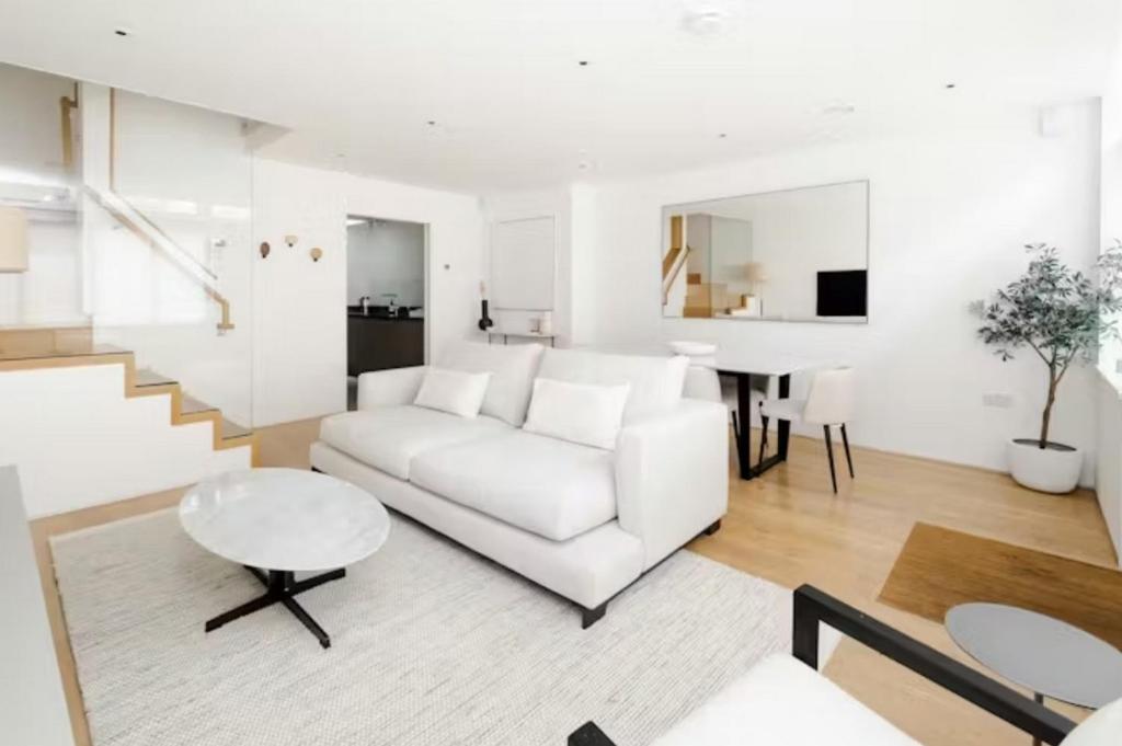charming apartment - epicenter of Paris -wow