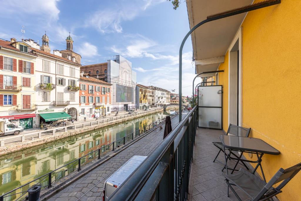 Balcone sul Naviglio Grande - Darsena - Tortona Design District - Metro M2
