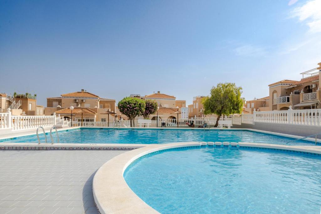 Apartment in Altos de la Bahia, Torrevieja