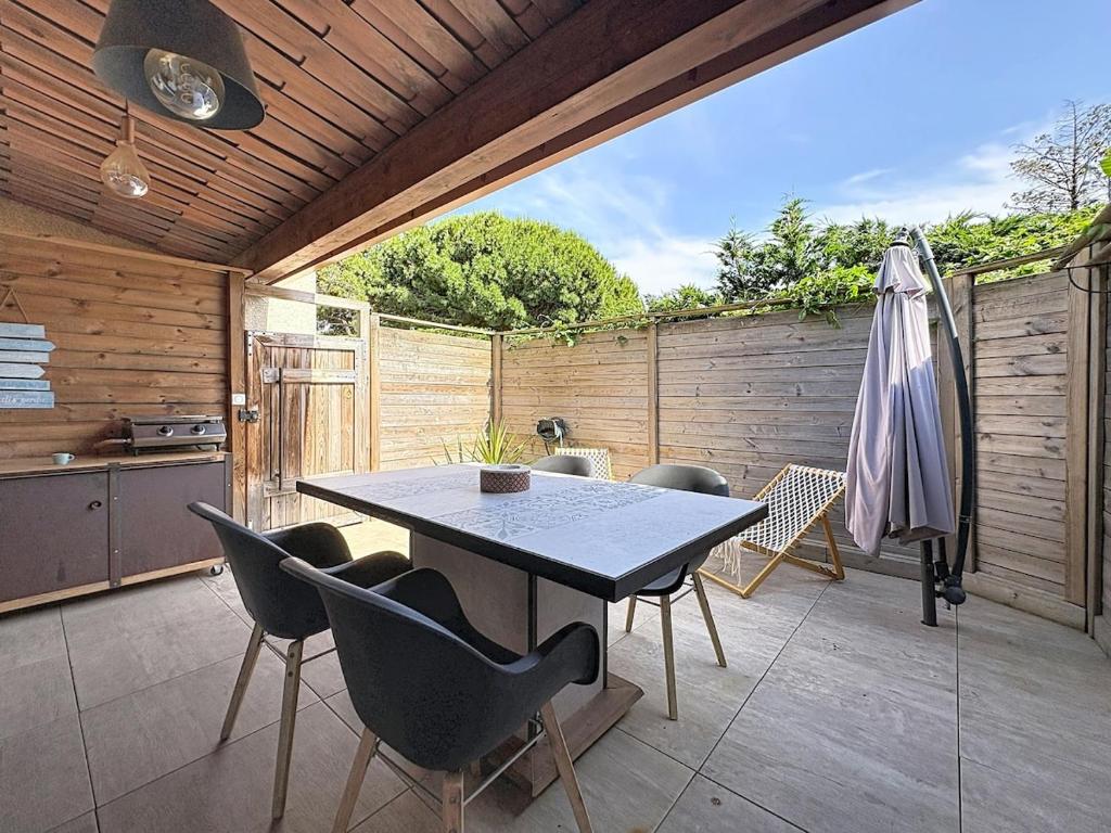 Modern Maisonette