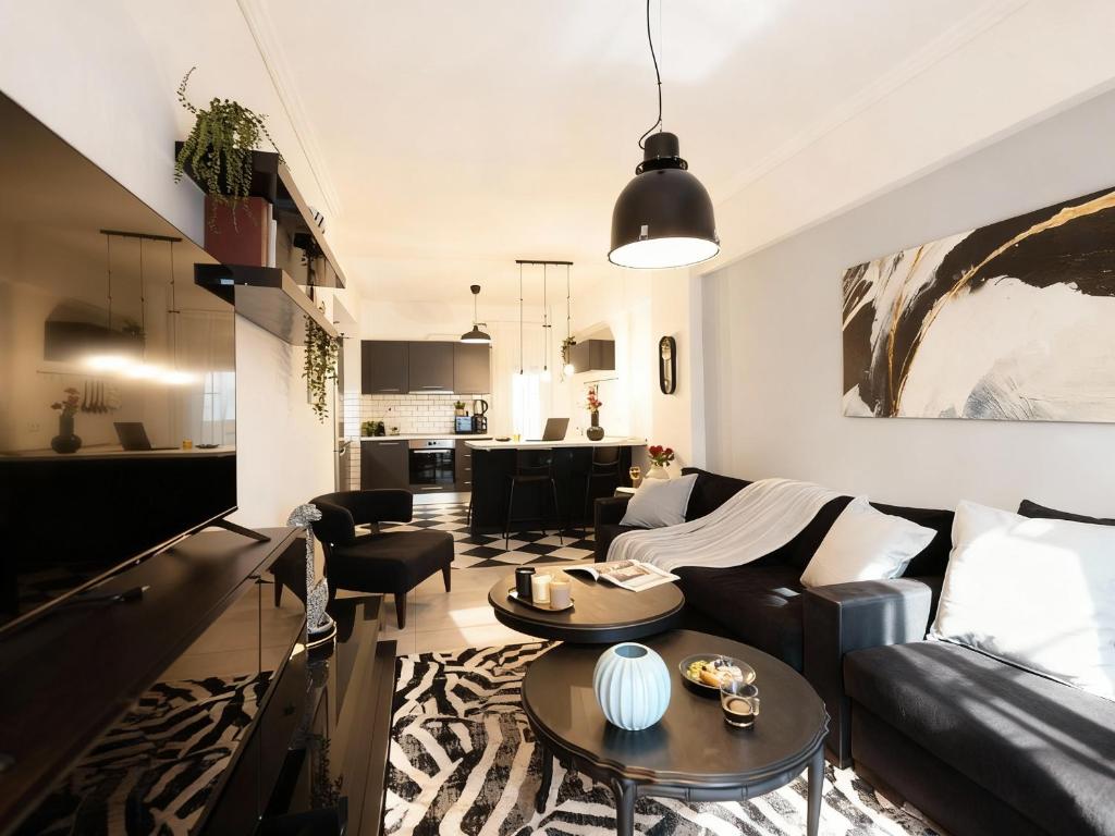Elegant Spacious Apartment with Private Balcony
