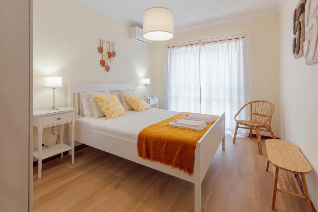 Oporto Flat with terrace by Hosty