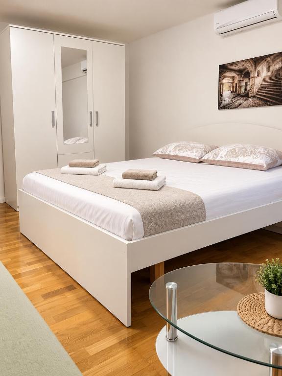 Apartments Adriana Split