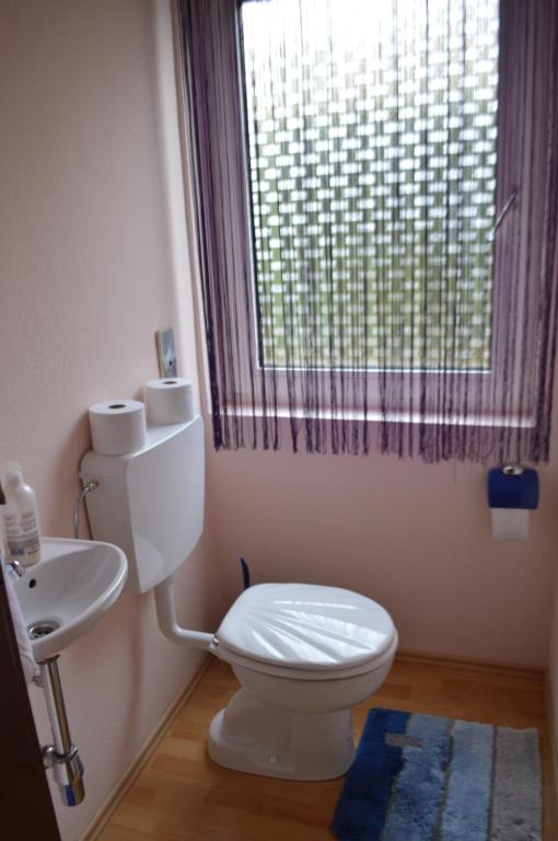 Koupelna v ubytování Gästehaus Maria