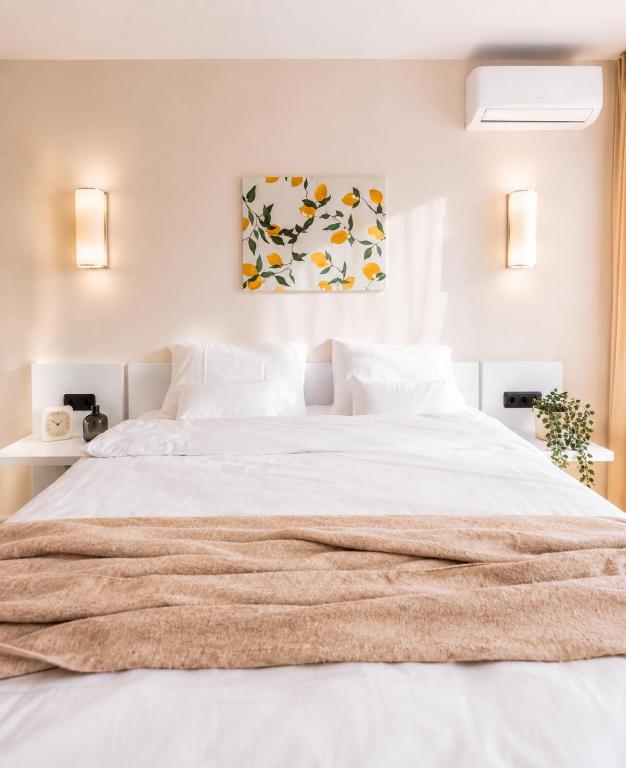 امکانات ORBI CITY - City Center Apartments - تصویر ۴