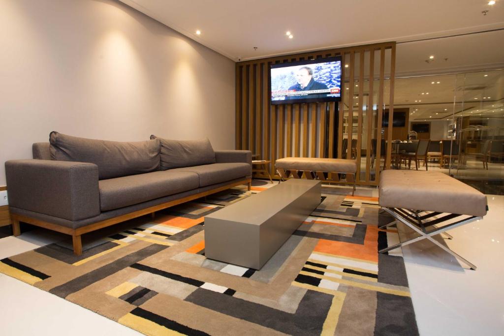  Petit Rio Hotel
