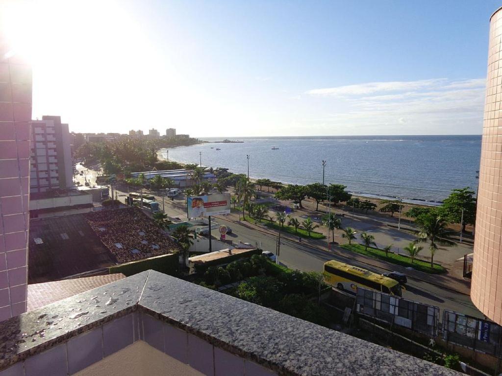  BEIRA MAR PAJUÇARA COM VARANDA E VISTA apto 603