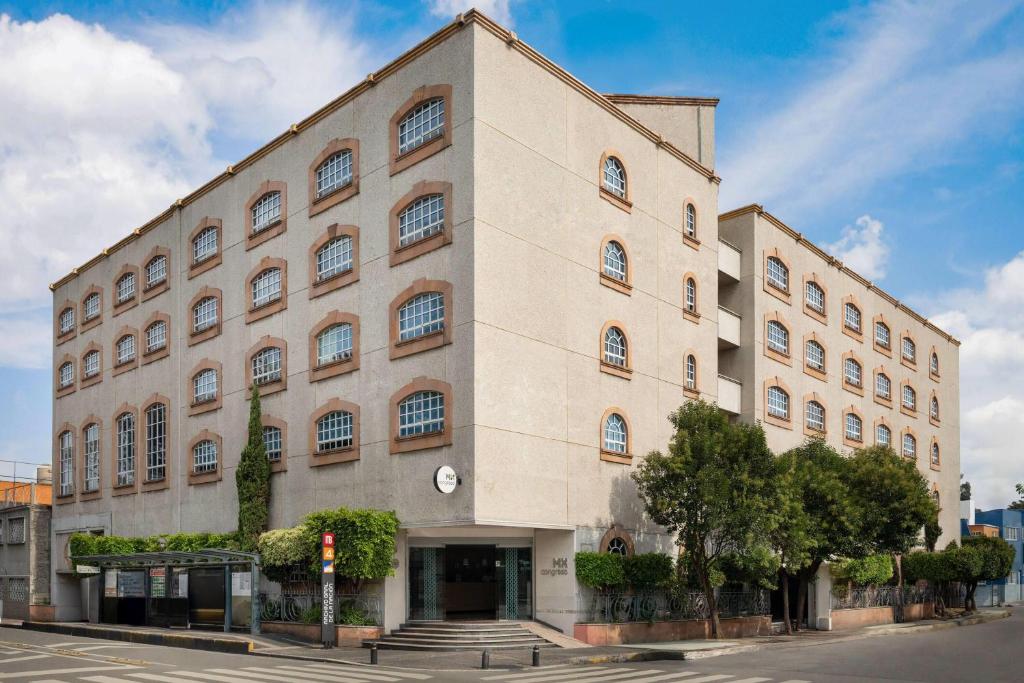Exterior at Hotel MX congreso CDMX, Trademark Collection by Wyndham