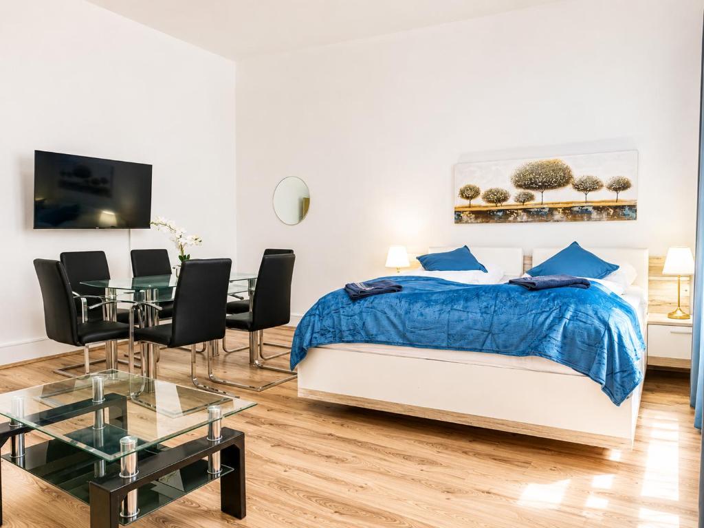Near Westbahnhof Area - Cozy 2-Bedroom Apartment with WiFi & TV