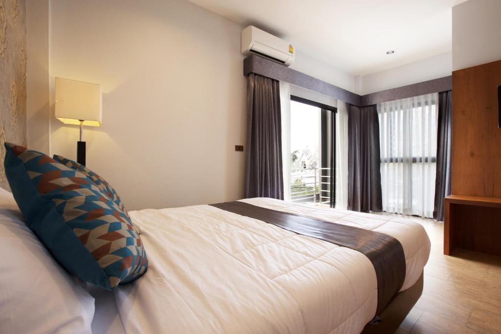 
Junior Suite with Balcony
