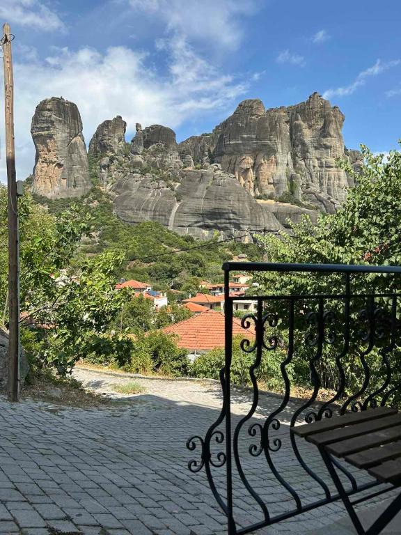 Meteora Window