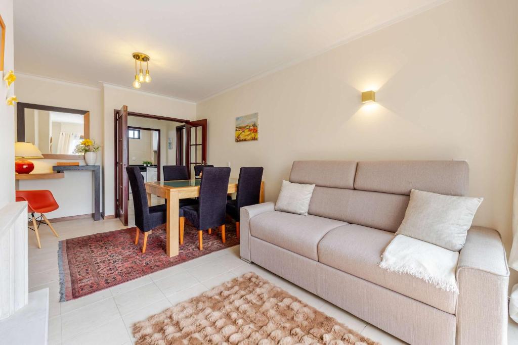 Bright Flat with Balcony & Garage by HostWise