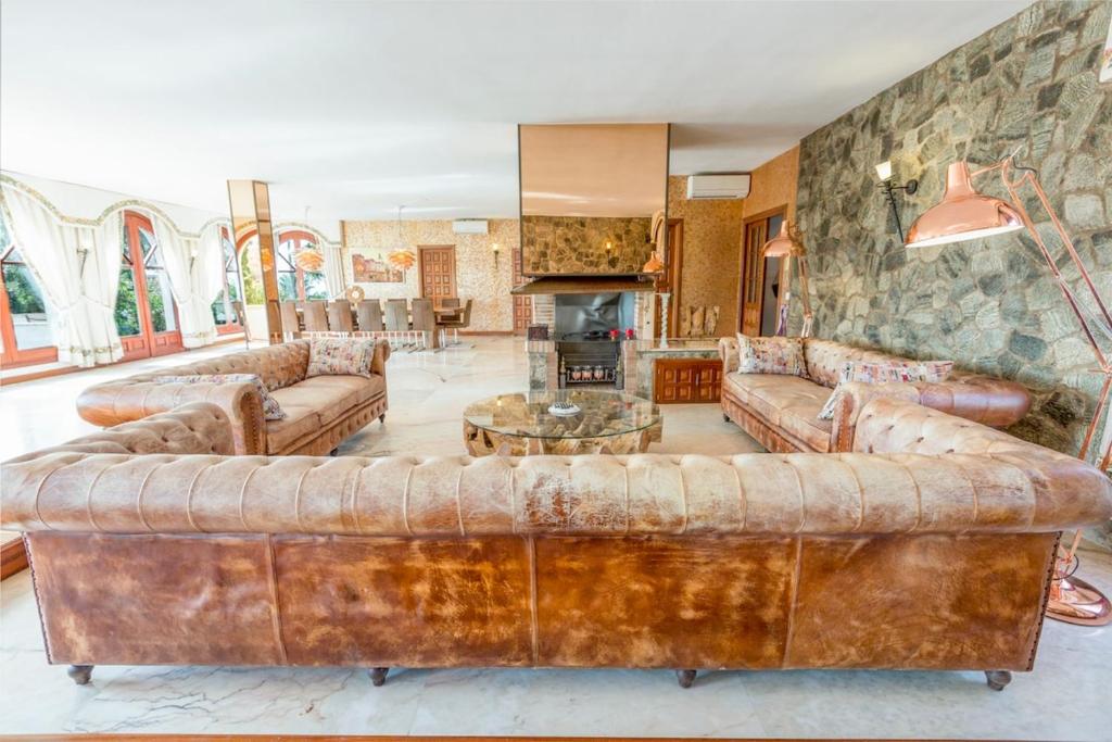 Mijas Castle 750m2, beach, pool, privacy, luxury