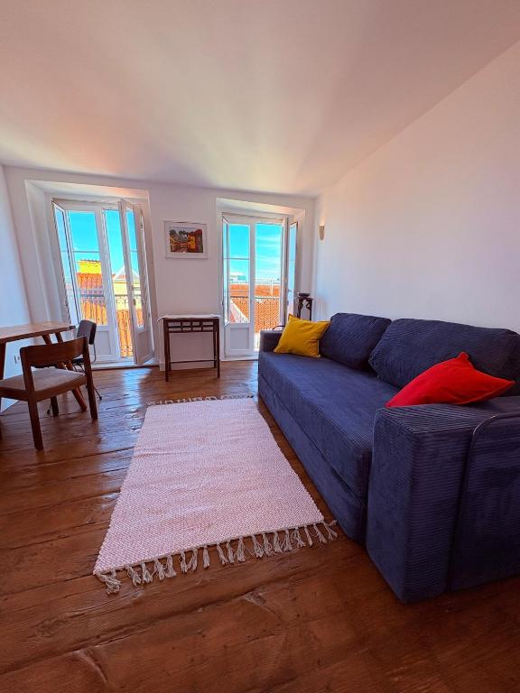 Alfama Home with Tejo View 2nd floor Monthly Stays