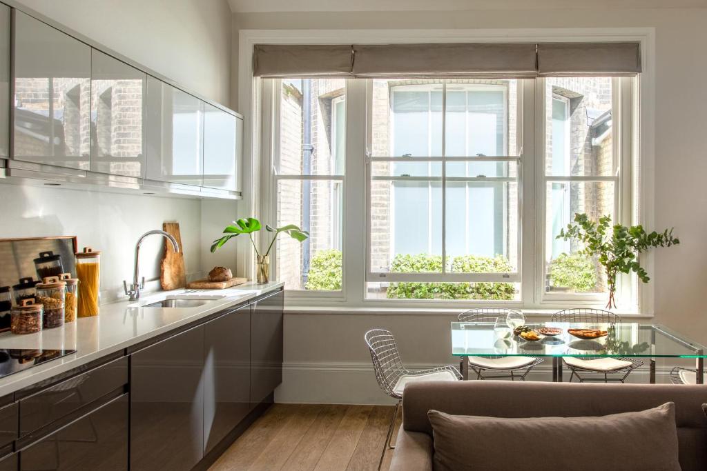 56 Welbeck Street - 