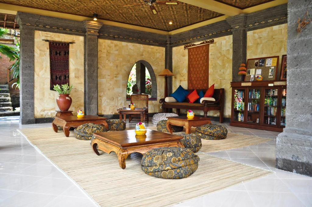 Posezení v ubytování Alam Indah Ubud