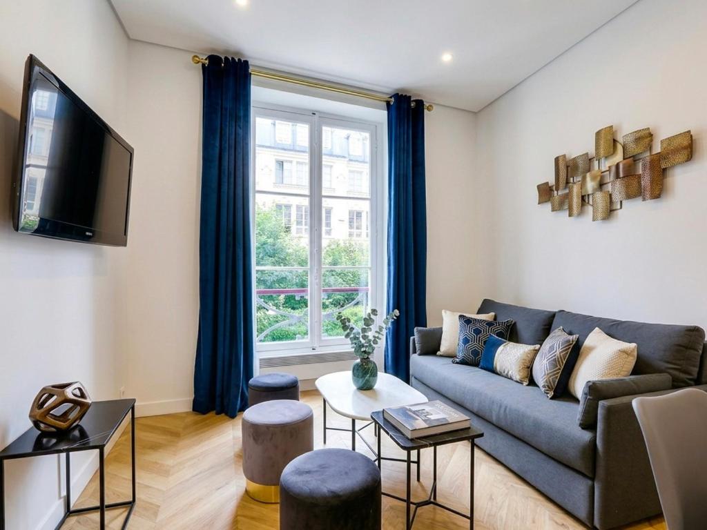 UrbanFlat 92 - Votre Pied-a-terre au Coeur de la Capitale