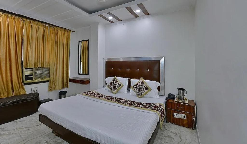 لابی و فضای عمومی Family Hotel With Hotel PG BY A1Rooms - تصویر ۵