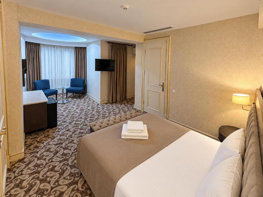 لابی و فضای عمومی Rose Inn Hotel - تصویر ۵