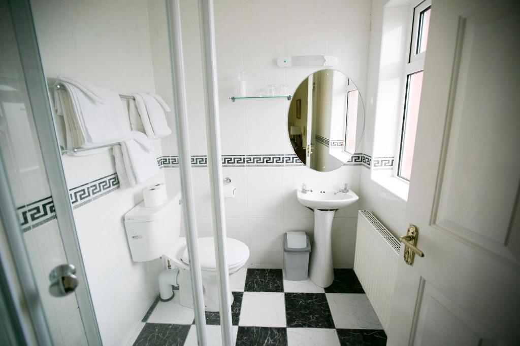 Bagno di Moloney House