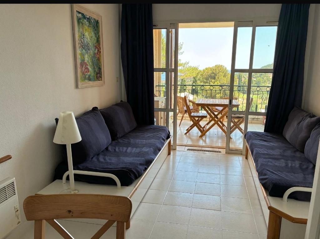 cap esterel village studio