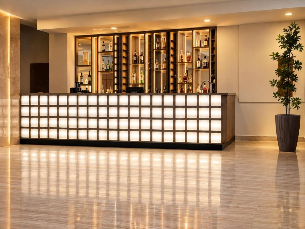 فضای داخلی Canyon Hills Hotel در ایروان - تصویر ۳