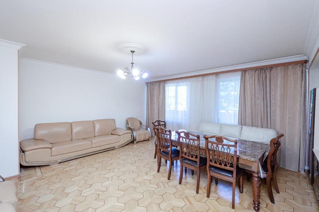 فضای داخلی X15 Great apartment in the very center در ایروان - تصویر ۳