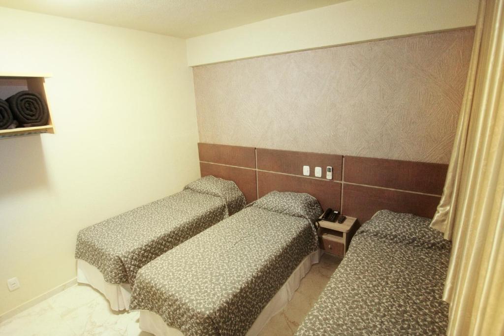 Hotel Real