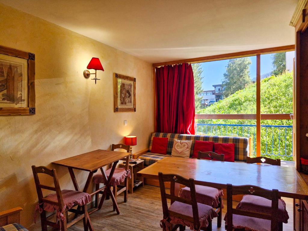 Studio rénové Arc 1800, proche pistes, animaux acceptés - FR-1-411-94