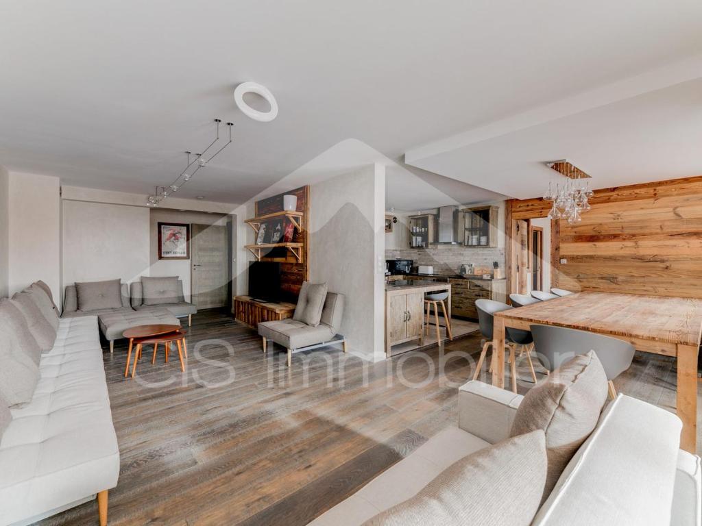 Appartement 6 pièces rénové pour 10, centre Méribel, proche pistes, avec Wifi - FR-1-411-8
