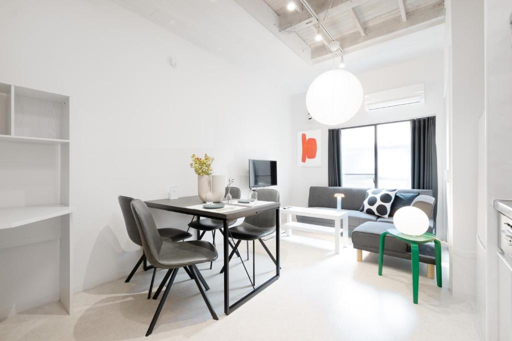 TORITO House, Near Kitasenju, Easy Access to Asakusa, Ueno and Skytree, Max 5