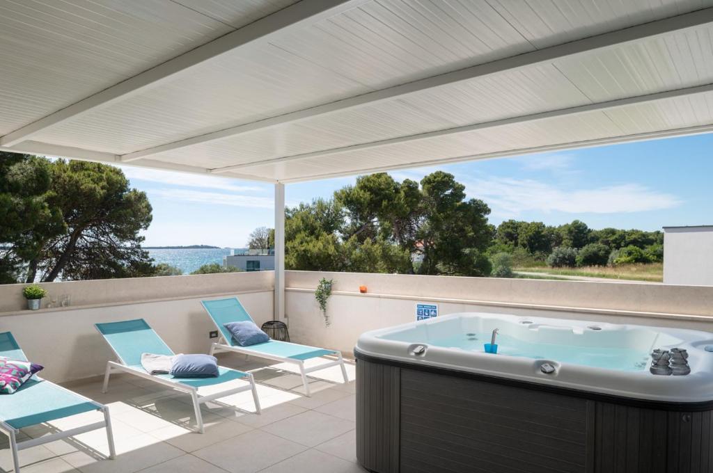 Villa Fasana-Apartment 4 by Vivi Rent