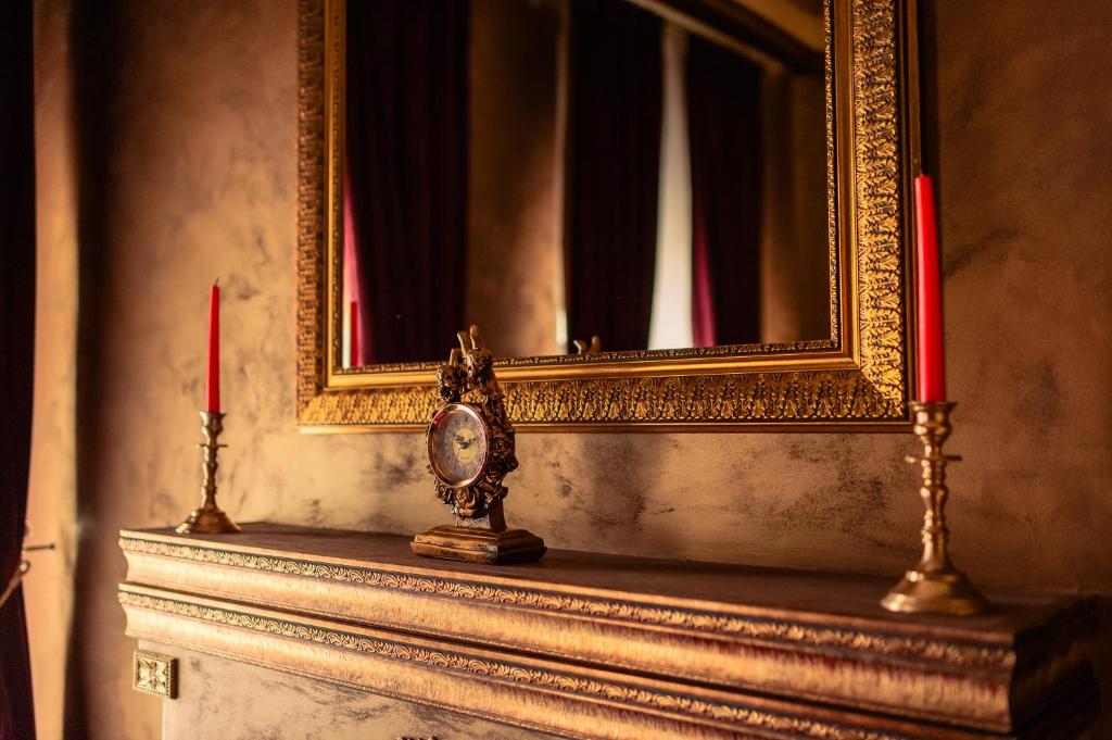 Belle Epoque Boutique (Adult Only) - Resim 22