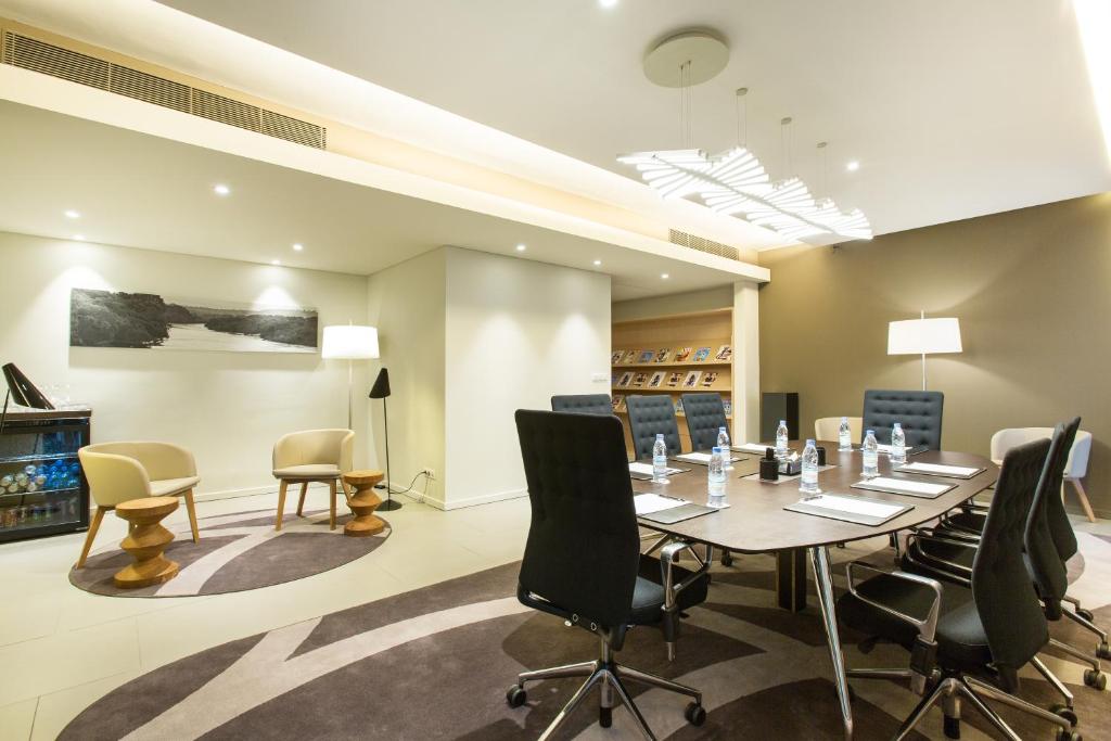 Posezení v ubytování Noom Hotel Conakry