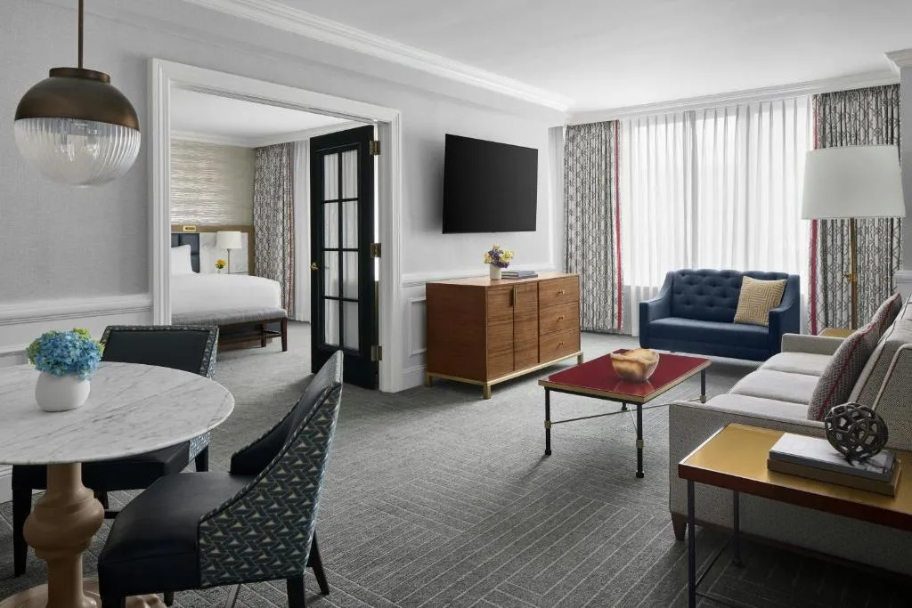 One-Bedroom King Suite with City View, Balcony and Sofa Bed