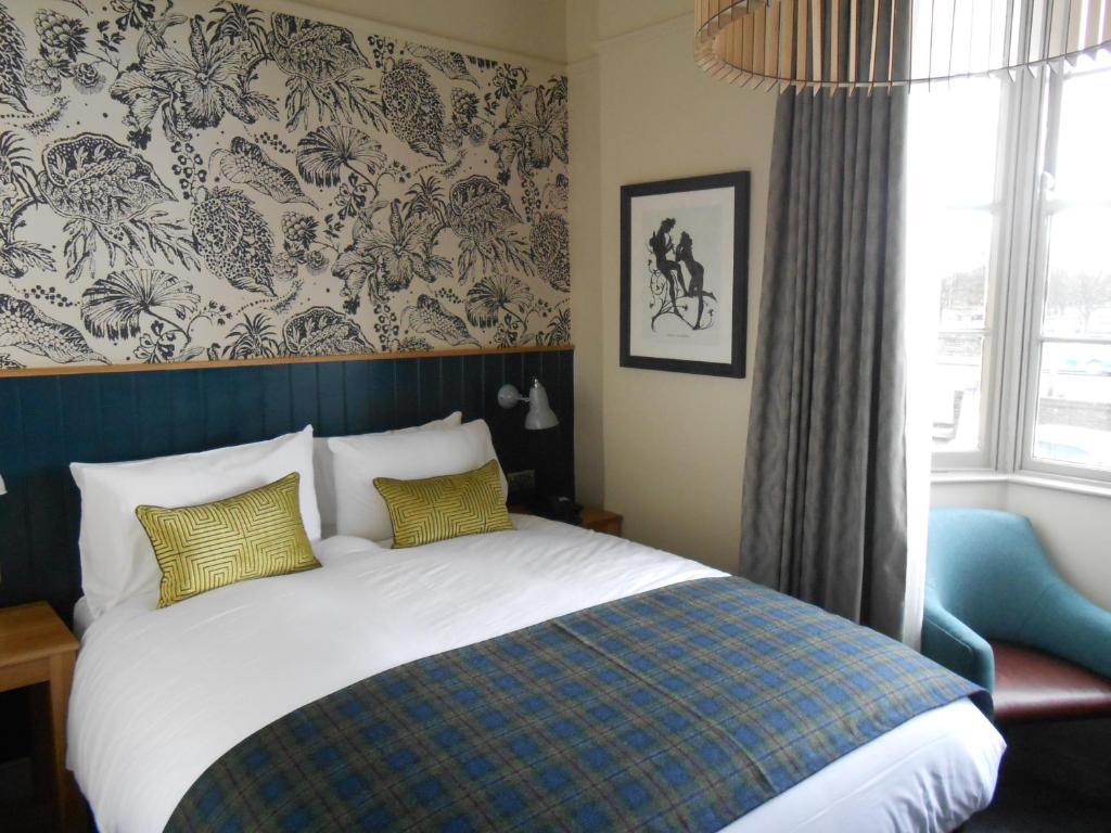 Pen and Parchment by Greene King Inns - Resim 12