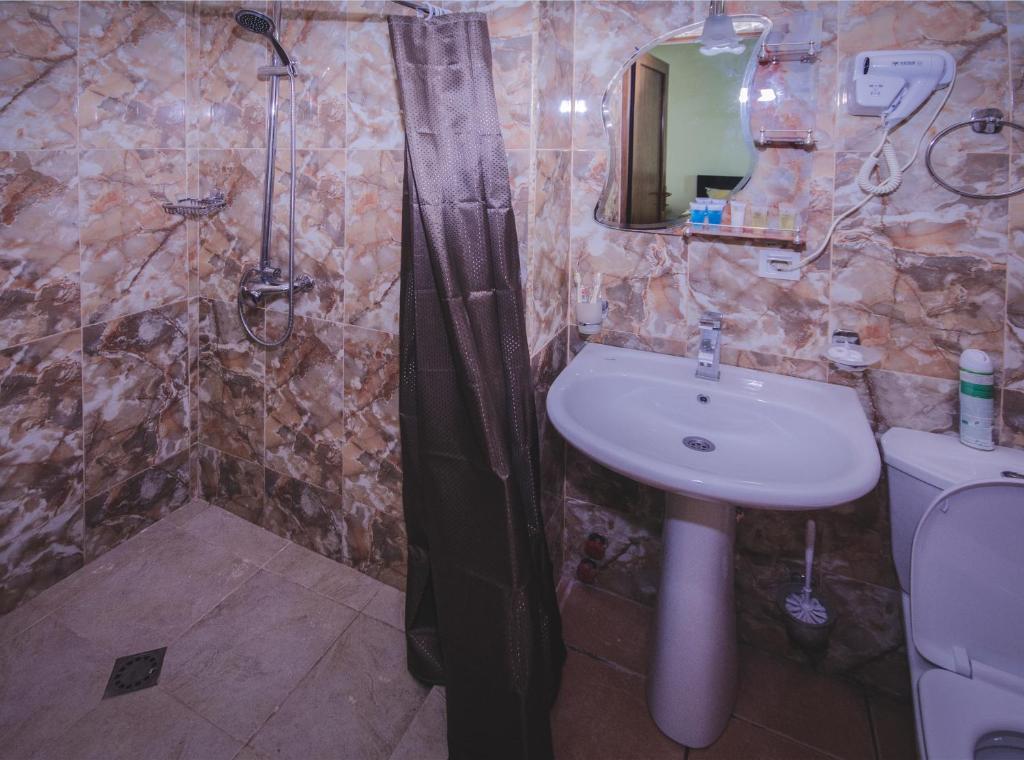 Koupelna v ubytování Marshal Resort Kobuleti
