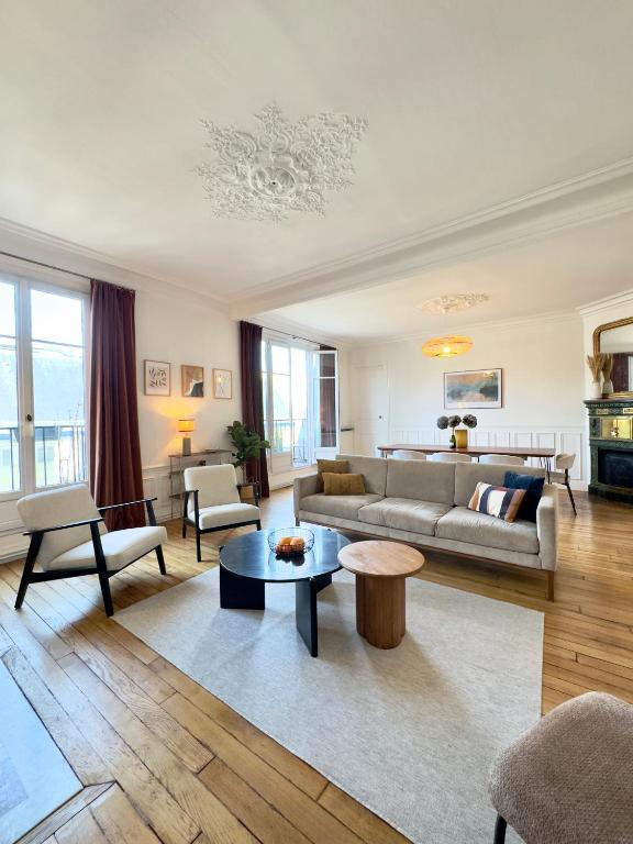 Spacious Apartment Louvre AC 3 Bedrooms