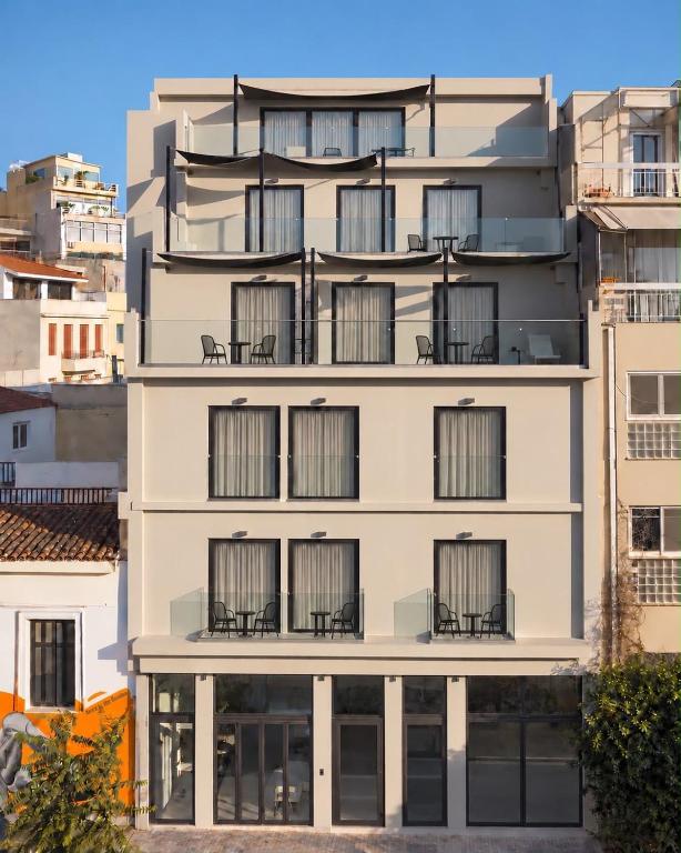 Noctilia Athens