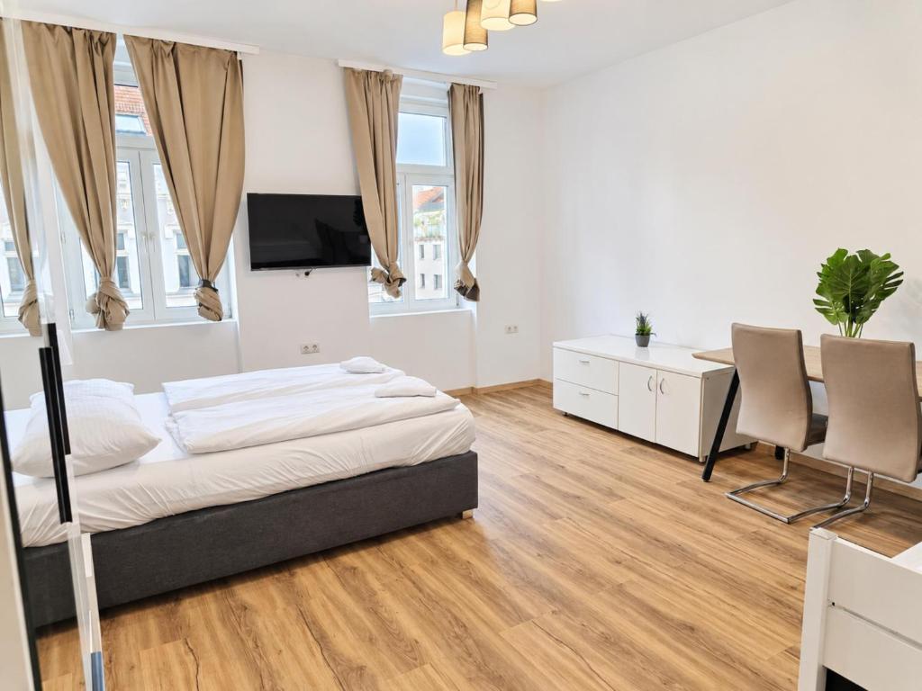 Stadthalle Long-Term ,Affordable 2BR Apt &Free WIFI