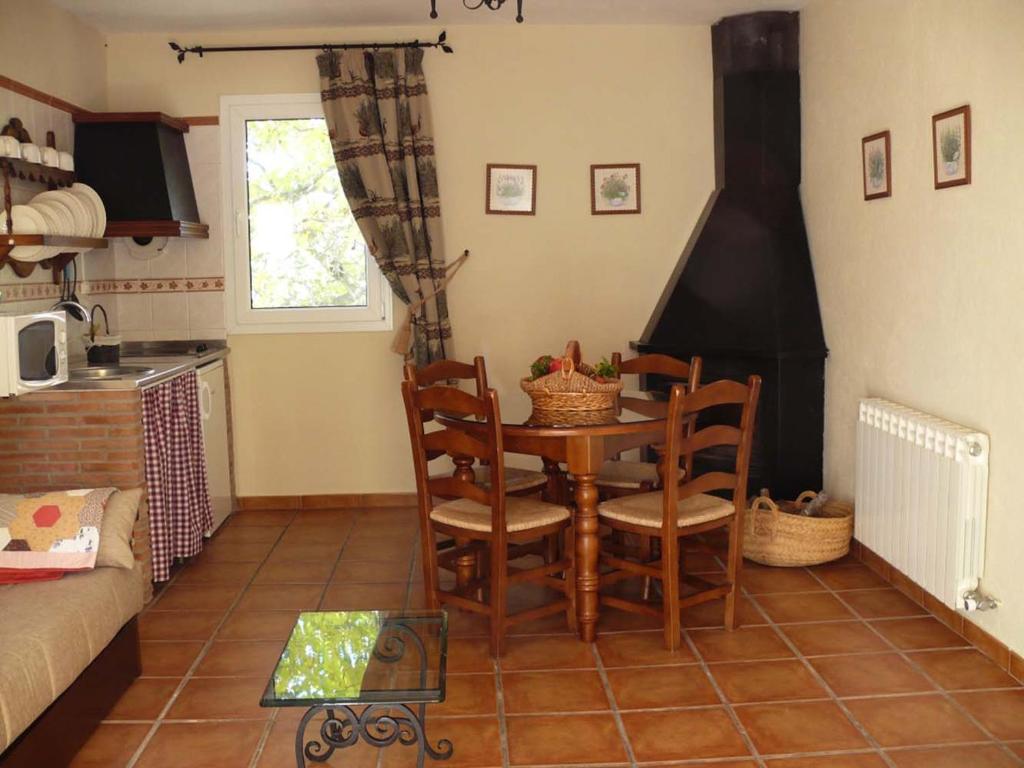 Kuchyň nebo kuchyňský kout v ubytování Telecabina las Catifas