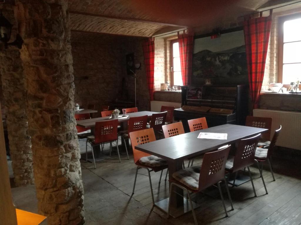 Posezení v ubytování Restaurace a penzion U Lva