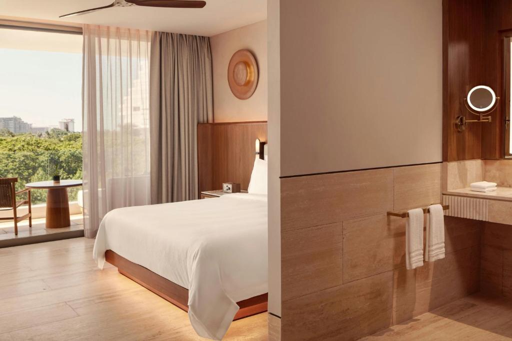 The St. Regis Costa Mujeres Resort, Cancun photo 4