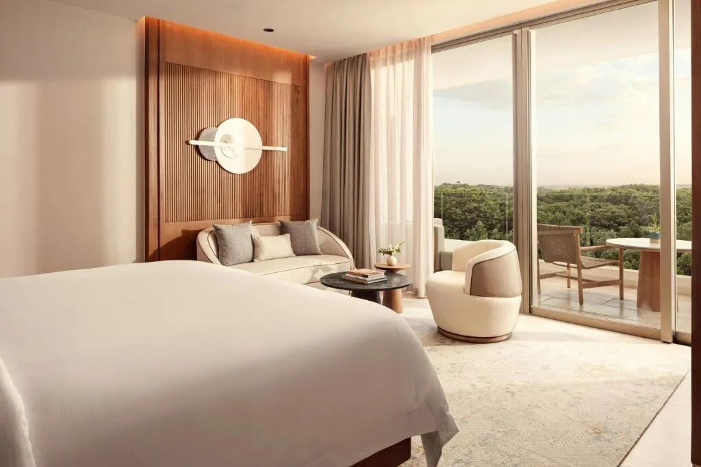 St Regis Luxe King Studio with Mangrove View and Terrace