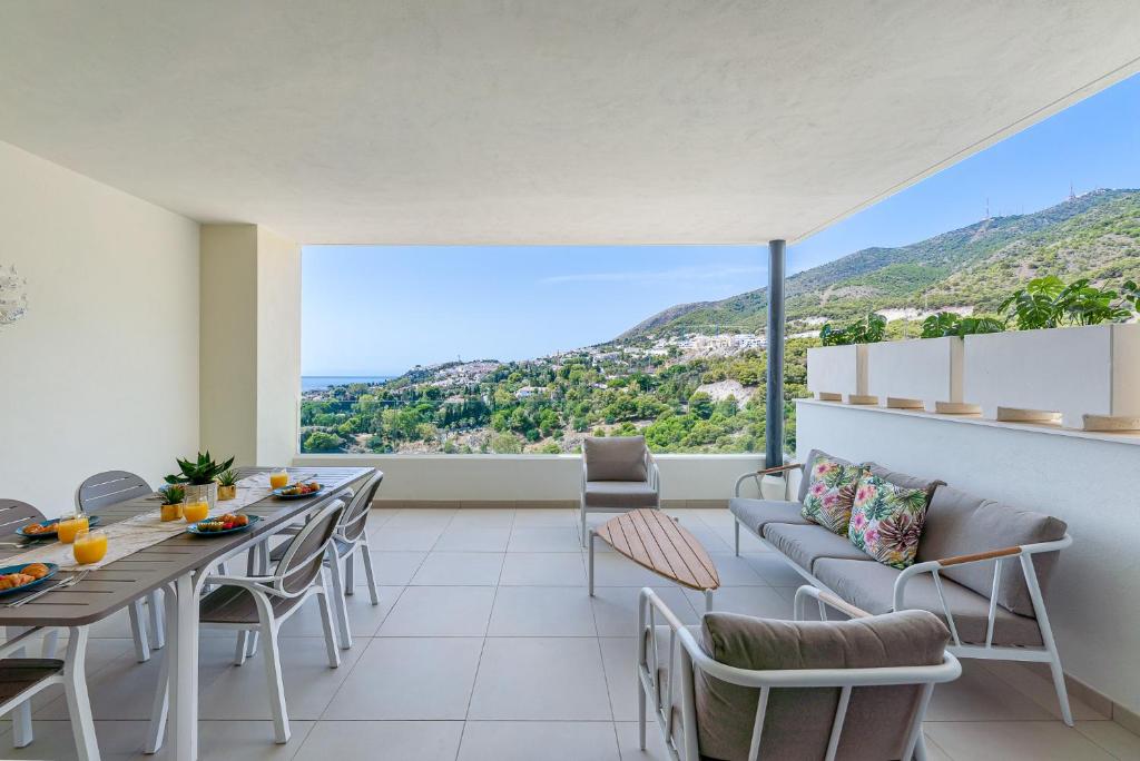 797 HOLIDAY RENTALS-Apartamento en Rocas Blancas para 5 con v