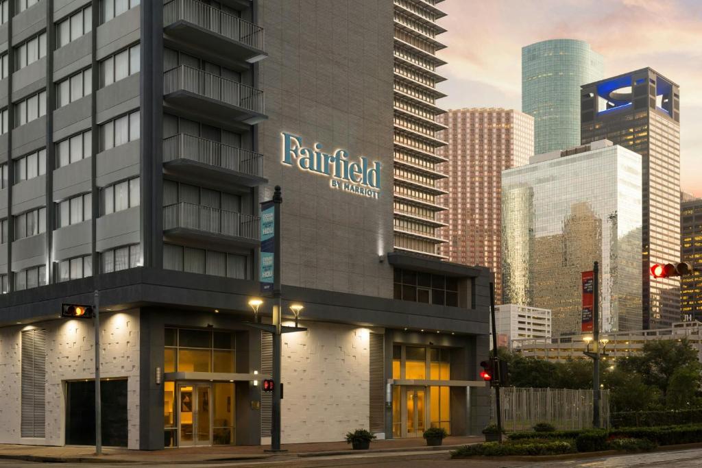 Holiday Inn Houston Downtown, an IHG Hotel