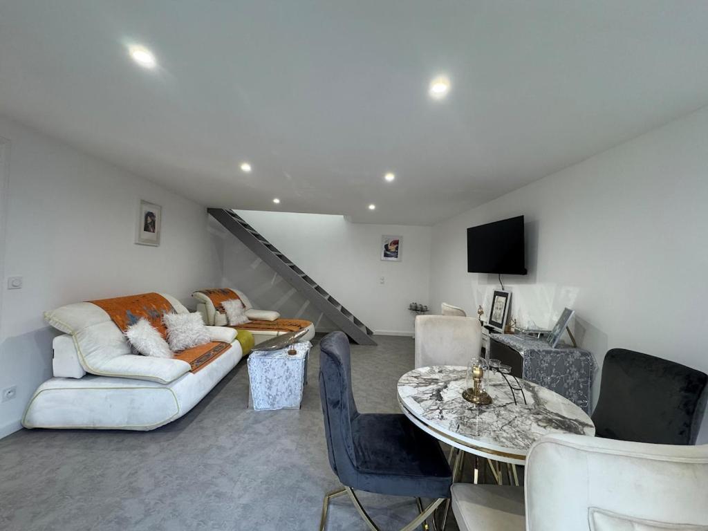 Le Saint Denis 4 - Maison - Wifi - Home&Service
