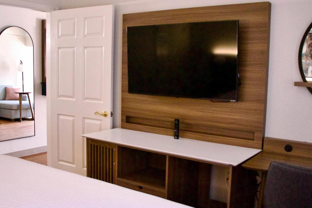 La Quinta Inn by Wyndham Austin Capitol / Downtown - 