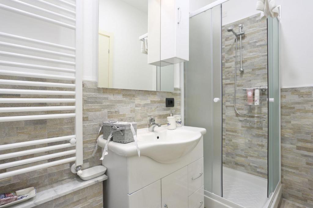 B&b Pergola House - 1